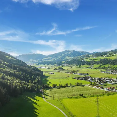 Apartment In Near Slopes, Cleaning Included Mittersill